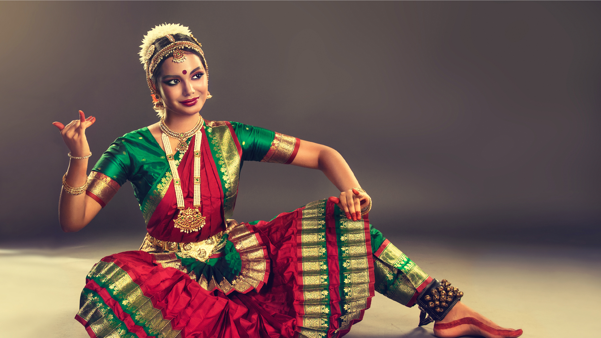 Best Bharatnatyam Classes in Kolkata to Learn Bharatnatyam Dance - Jd  Collections
