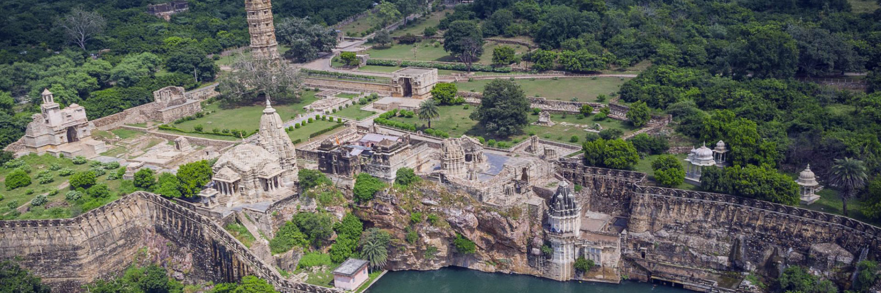 Chittorgarh Fort in Rajasthan, India 2550641 Stock Photo at Vecteezy