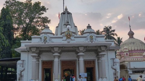 Храм Ганешпури 
