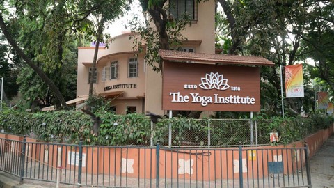 el instituto de yoga