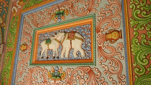 萨拉斯瓦锡马哈尔(Saraswathi Mahal Library) 