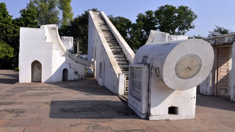 简塔蒙塔天文台(Janatar Matar)